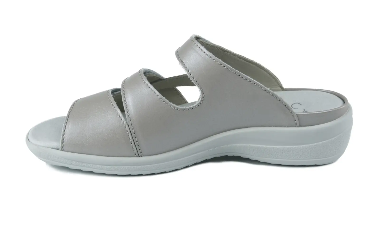 HELLA Perlato+VelourFlower in lightgrey, seitliche Ansicht des Schuhs, der eine Kombination aus Perlato- und Veloursleder zeigt.