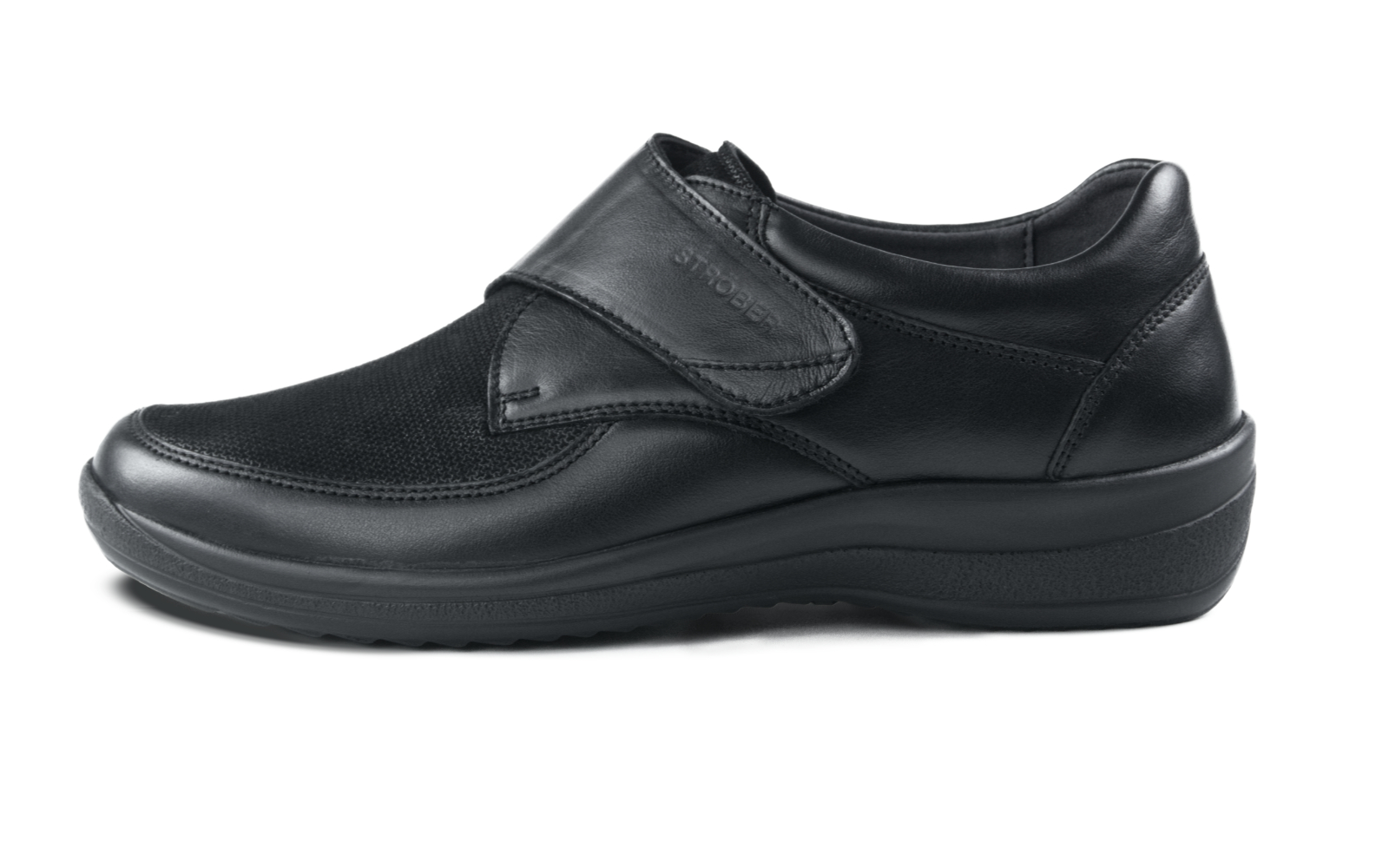 Der Schuh MURIEL Nappa + Stretch in schwarz ist seitlich abgebildet, zeigt seine hochwertige Verarbeitung und flexibles Design.