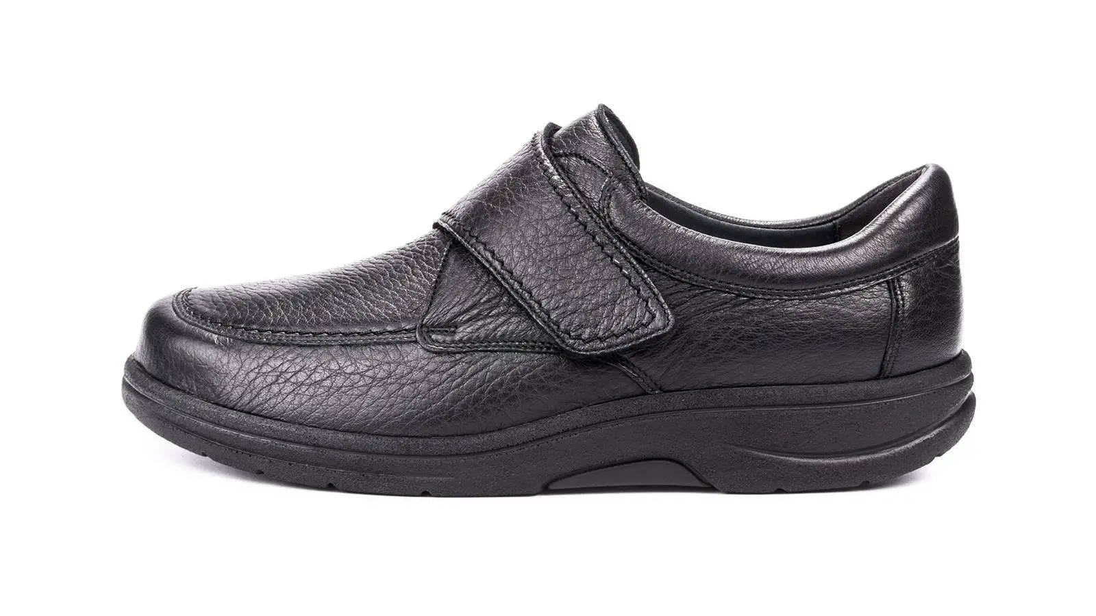 Schwarze MAX Schuhe aus Hirschleder in Weite H/J, seitlich abgebildet auf einem neutralen Hintergrund. Ideal für bequemen Tragekomfort.