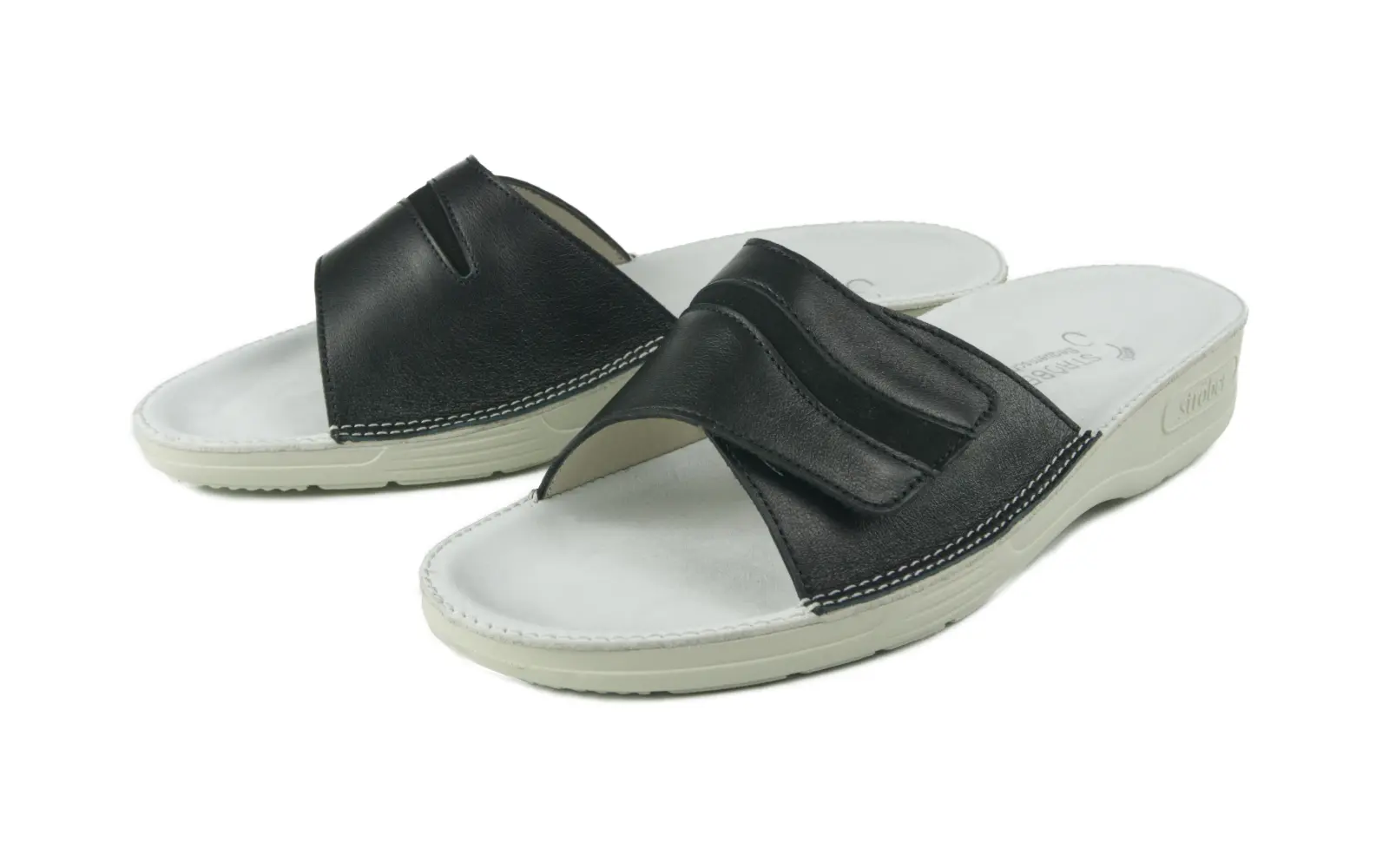 Schwarze ALINA Nappa + Nubuk Schuhe, elegant positioniert auf einem hellen Untergrund, zeigen ihre hochwertige Verarbeitung und den stilvollen Look.