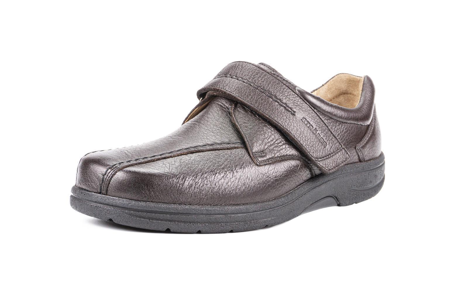 Der MOJO Schuh in Hirschleder, espresso-Farbe, seitlich im Fokus, Weite K/M, eleganter Look.