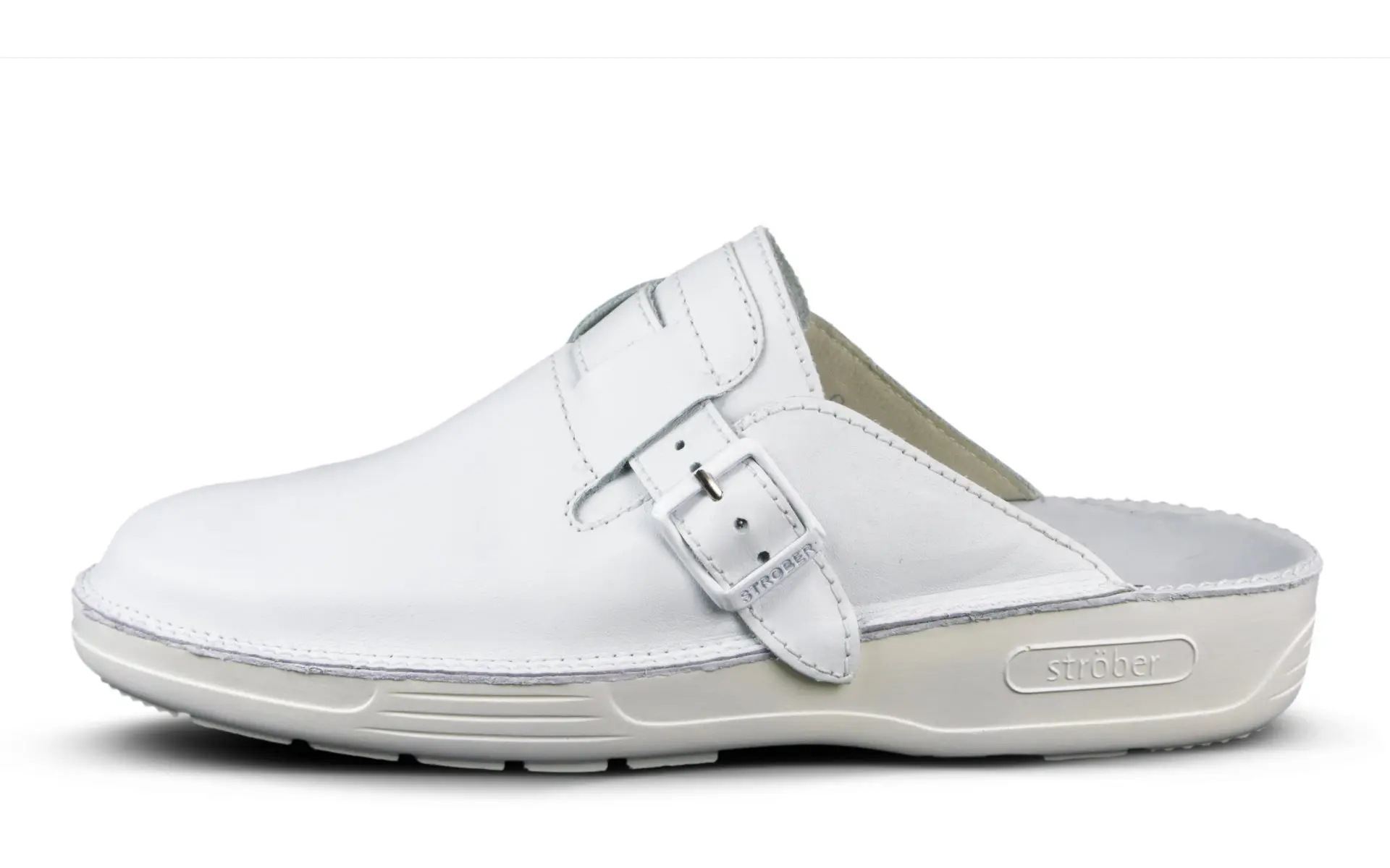 Der weiße BEN Buffalo Schuh steht auf einem hellen Untergrund, mit feinen Details und einer modernen Silhouette, bereit für jedes Abenteuer.