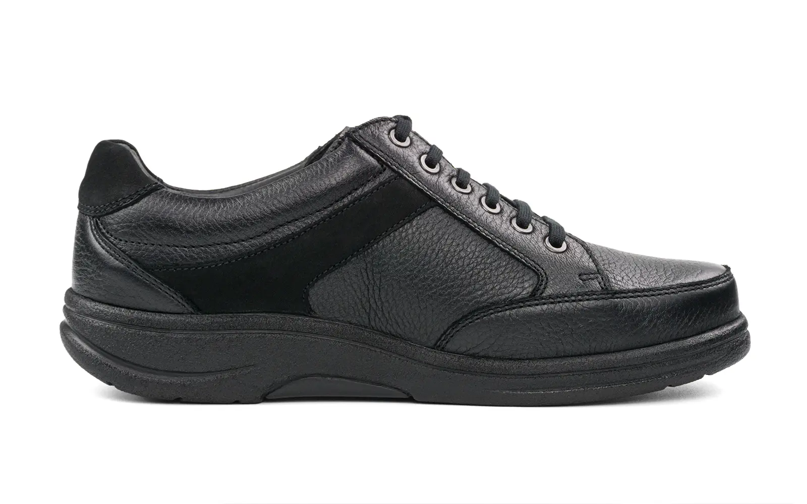 Ein paar schwarze MALCOLM Hirsch+Nubuk Schuhe, elegant und robust, seitlich auf einem hellen Untergrund positioniert.