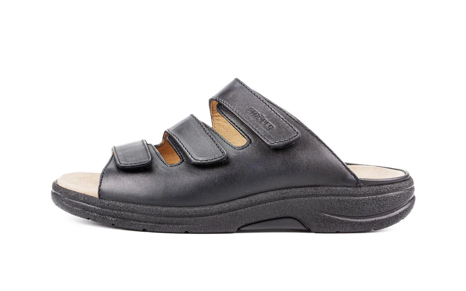 Schwarze MARTIN SportNappa Schuhe stehen auf einem hellen Untergrund, elegant und modern.