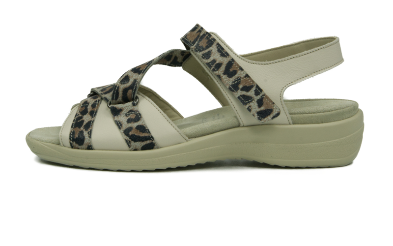 74007H_10+415_5066.jpg HELGRIT NapSo+VJag in düne+brasil, Sandal, Leder, Leopardentape, Schnalle, Platform-Sohle, Sandalen, Leder, Lederimitat, Leopardenmuster, Schnalle, Sandalen, Sandaletten, Leopardenmuster, Lederoptik, Gummisohle, Sandal, Leopard, Leder, Sohlen, Sandalen