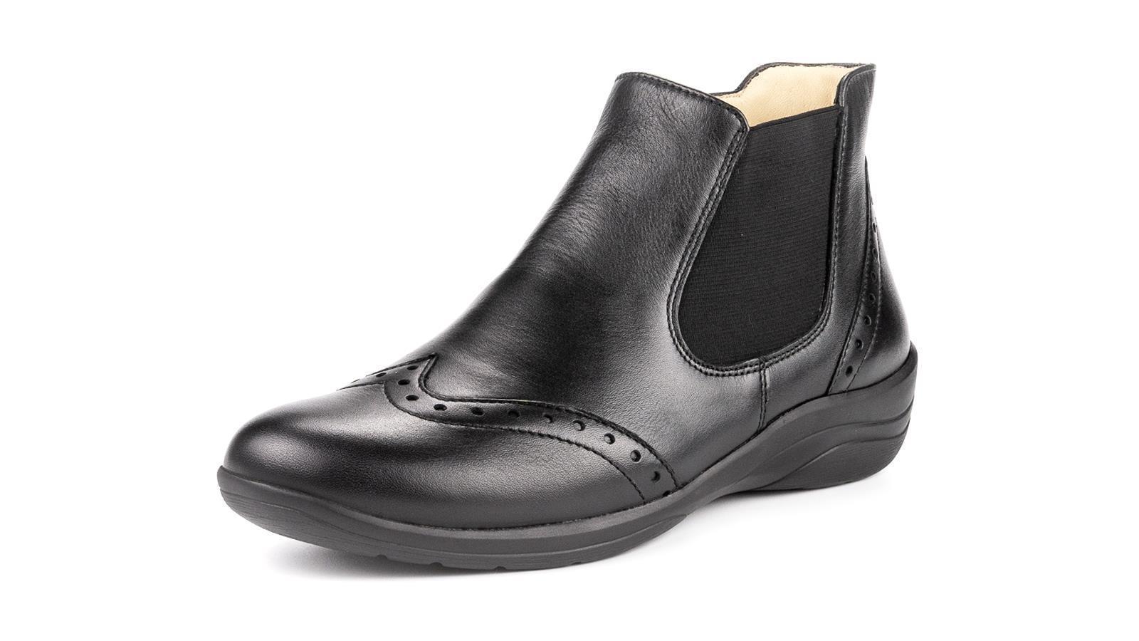 LISSI Schuh aus schwarzem Nappa Leder, elegant und vielseitig, seitlich betrachtet auf einem neutralen Hintergrund.