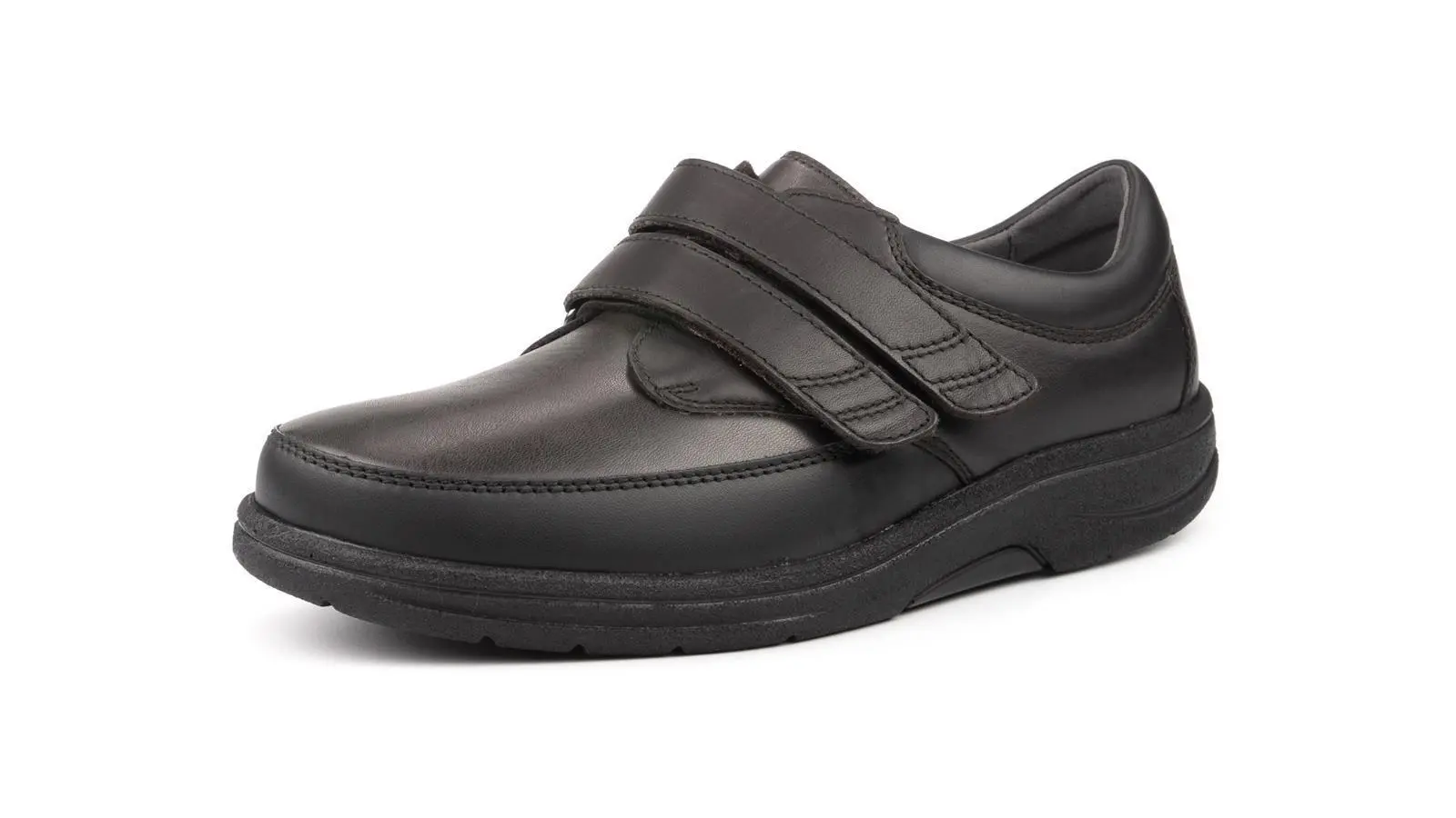 Der Schuh MARCELLO in schwarz-canna aus hochwertigem Nappa-Stretch steht auf einem neutralen Hintergrund, präsentiert seine elegante Form und flexibles Material.