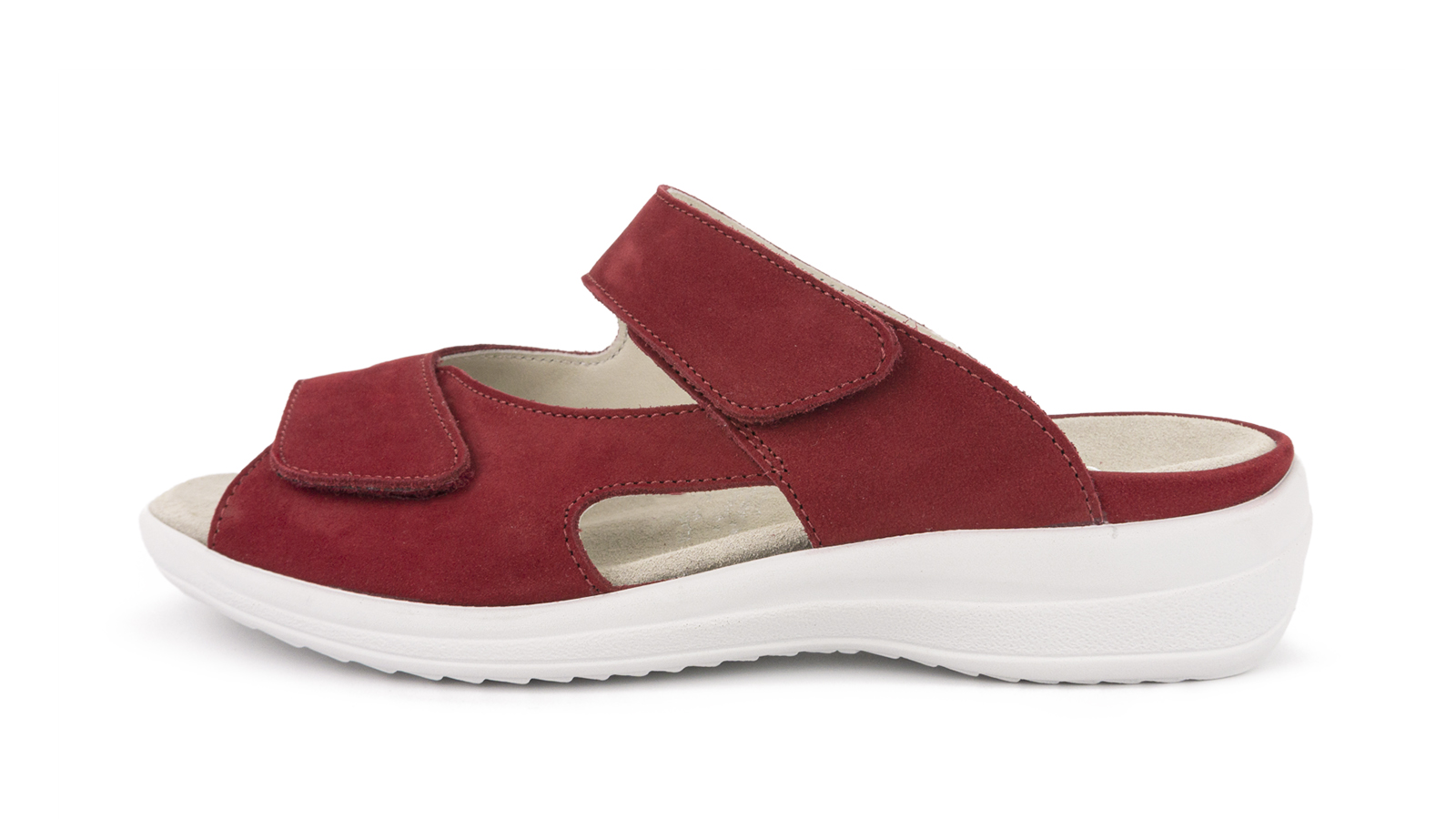 Rote Nubuk-HANNA-Schuhe seitlich auf einem weißen Hintergrund, mit elegantem Design und bequemer Passform.