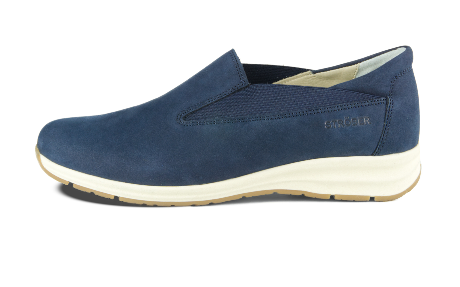 CLARA Nubuk Schuh in marine, elegant auf einem weißen Hintergrund positioniert, zeigt die feine Textur und die durchgehende Sohle.
