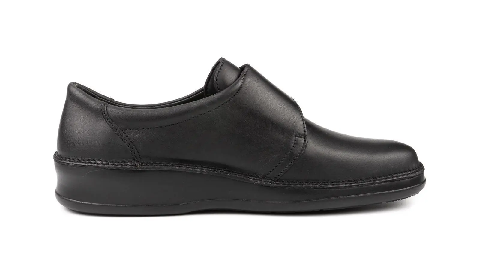 Schwarze ALEX SportNappa Schuhe, seitlich in einer eleganten Position abgebildet, mit feinem Obermaterial und sportlichem Design.